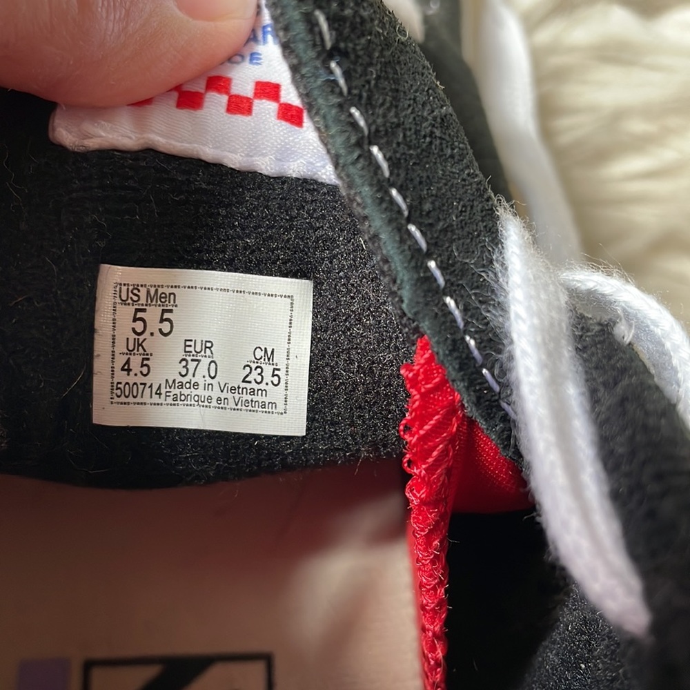 Vans Sk8-Hi Shoe 7 - Picture 5 of 6